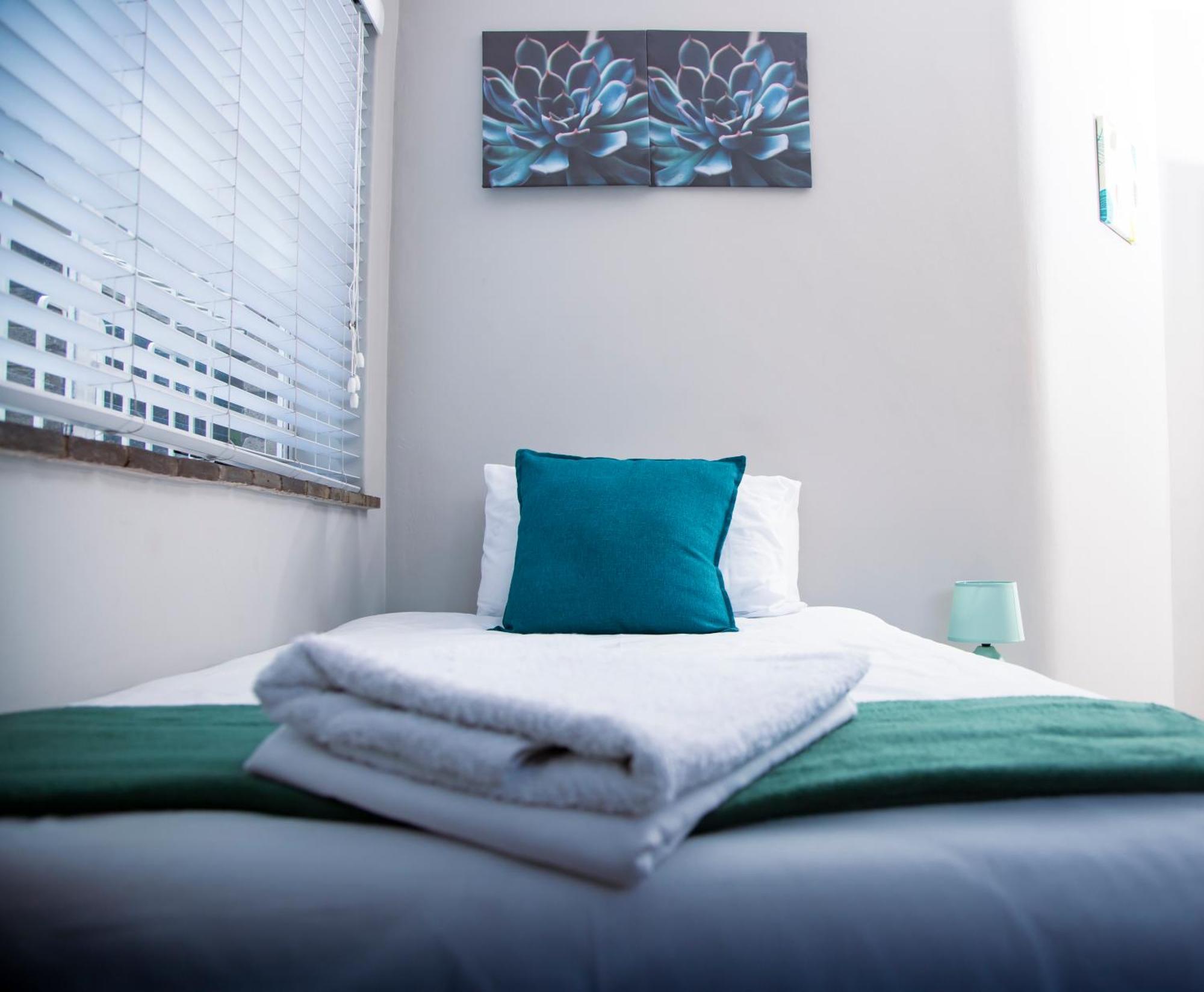 The Hide Out - Home Away From Home Johannesburg Luaran gambar